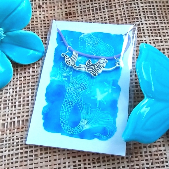 New in package Mermaid Necklace - Picture 8 of 10